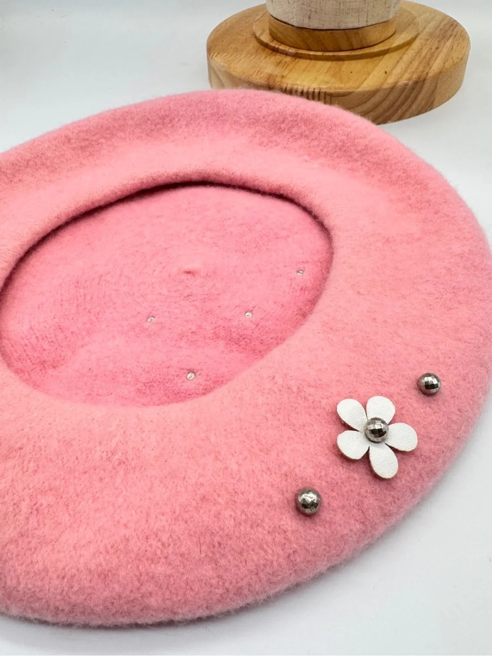Girls Pink Beret Hat Polyester Wool-Look Floral White Flower Studded